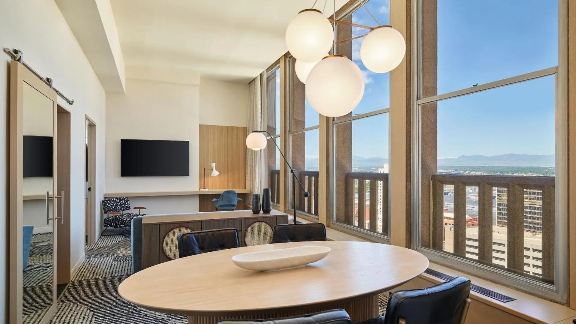 Sheraton Denver Downtown Hotel