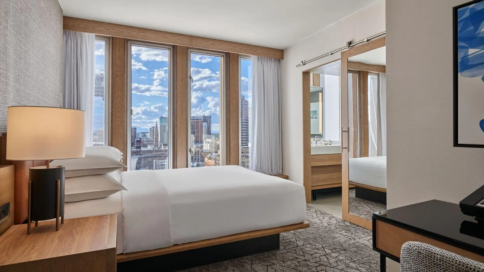 Sheraton Denver Downtown Hotel
